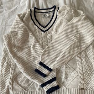 hollister knit sweater
